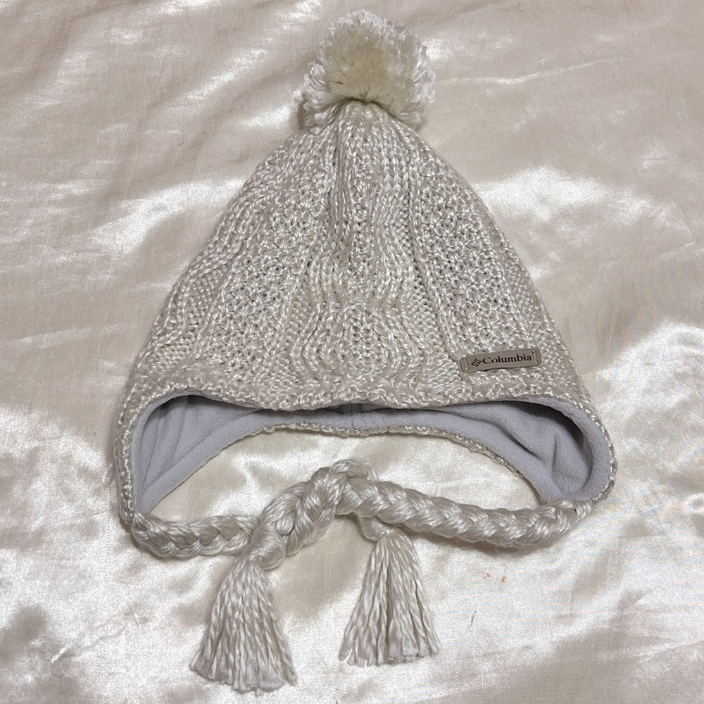 NWOT Columbia beanie